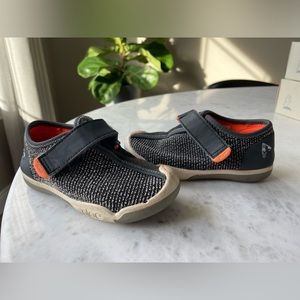 Plae CAM Subterranean Grey Baby Toddler Size 6 Laceless Sneakers 113010 032